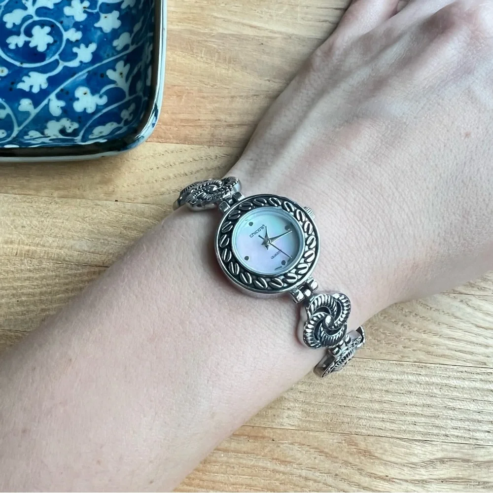 Chico’s ladies silver tone bracelet watch NEW BATTERY